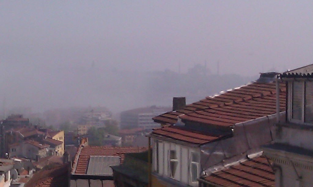 I took this photo when I FINALLY got home 5 hours later, from my flat which is high up a hill, ABOVE the cloud
